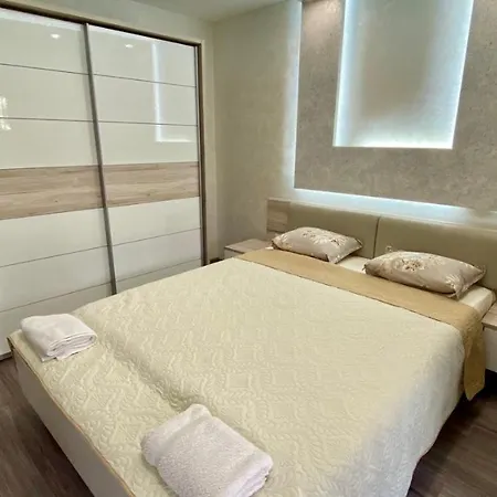 Paradise Swing Apartment *
